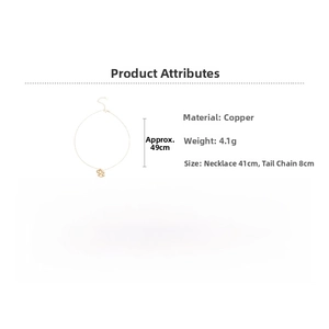 Detailed view of twisted knot necklace pendant with 49cm adjustable chain length