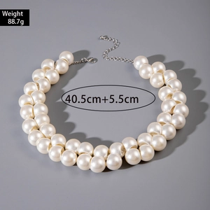Detail view of double-layer pearl necklace with size 40.5cm and 88.7g weight info