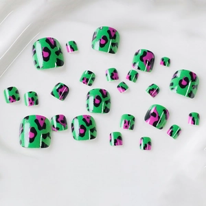 24pcs short square green leopard print press-on toenails for summer fashion styling