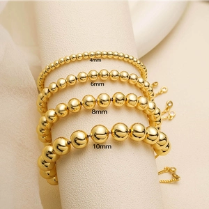 Details von verstellbaren Goldperlenarmbändern in 4mm bis 10mm Größe mit poliertem Finish