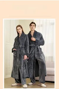Peignoir épais en flanelle grise avec col châle et ceinture pour l'automne et l'hiver