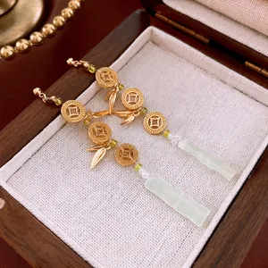 Boucles d'oreilles style chinois avec pièces d'or, feuilles de bambou et glands verts