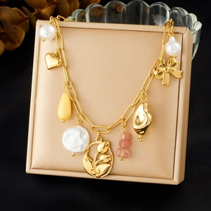 Collier Pendentif En Acier Inoxydable Plaqué Or Tulipe Fleur Noeud Cœur Fausse Künstliche Perle Künstliche Perles Style Pastoral Femmes