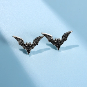 Gothic black bat alloy brooch pins with silver metal outline for Halloween accessories