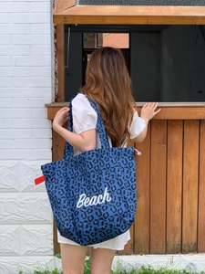 Blaue Canvas-Einkaufstasche mit Leopardenmuster, Beach-Aufdruck und Kordelzug