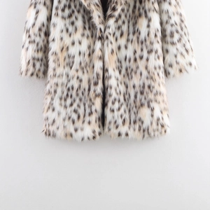 Schicker Webpelzmantel mit Leopardenmuster, Reverskragen und langen Ärmeln für den Winter
