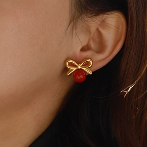 Boucles d'Oreilles Clous Nœud en Acier Inoxydable Perle Artificielle Rouge Vintage Élégantes pour Femmes Bijoux de Fête