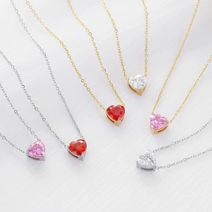 Collar Con Colgante De Corazón Acero Inoxidable Chapado En Oro De 14K Circonita Estilo Ins Diseño Para Mujeres