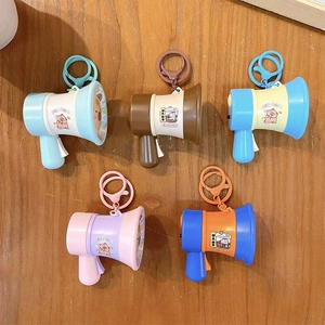 Lindos llaveros de megáfono grabador de voz Capybara en varios colores alegres.
