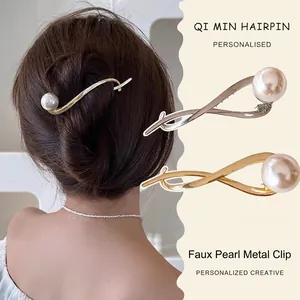 Minimalist Twisted Alloy Hair Clip With Large Faux Artificial Pearl French Style Elegant Metal Hairpin Women Commute Accessories