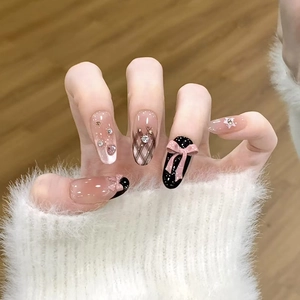 Unghie Finte Press On Blush Francese Rosa Nero Quadri Cuore Strass Fiocco Plastica ABS Stile Dolce Donne