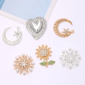 DIY Jewelry Charms Zinc Alloy Rhinestone Artificial Pearl Moon Star Sunflower Heart Accessories For Phone Case Jewelry Making