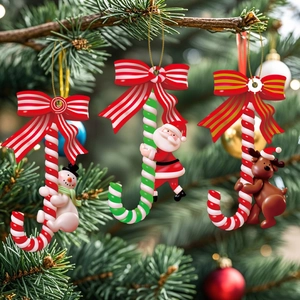 Wooden Christmas Tree Hanging Ornaments Santa Claus Snowman Reindeer Candy Cane Design Festive Holiday Home Decoration