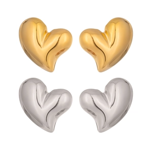 Polished heart-shaped stud earrings in gold and silver stainless steel for women