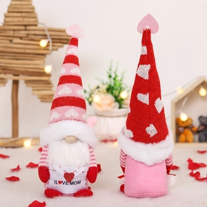 Knitted Valentine's Gnome plush dolls with heart patterns and I LOVE MOM envelope