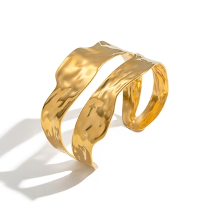 Exaggerated double-layer water ripple gold stainless steel cuff bracelet for women