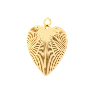 Detailed view of a gold-plated heart pendant with radial texture and spring ring clasp