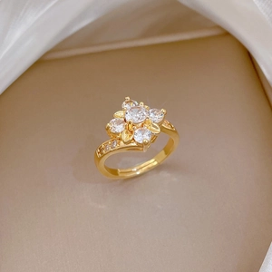 Luxurious gold flower zircon ring with sparkling full diamonds on adjustable open band