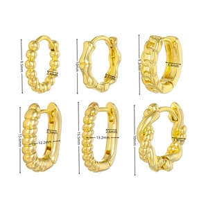 Detailed size specifications for gold geometric hoop earrings with textured patterns