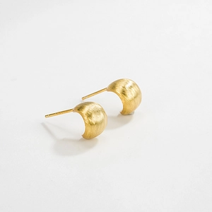 Orecchini a perno a forma di C in argento sterling S925 dorato spazzolato chic