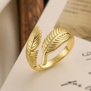 Western Vintage Copper Gold Plated Feather Open Ring For Women Minimalist Adjustable Geometric Finger Ring Jewelry Gift
