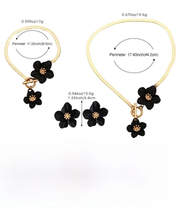 Detailed size chart for black flower jewelry set with necklace, bracelet and earrings