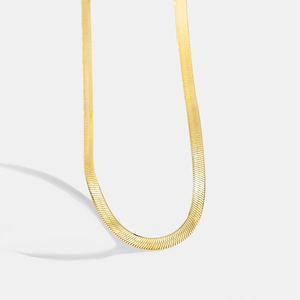 Minimalist gold herringbone chain choker flat snake bone necklace for women in bright finish
