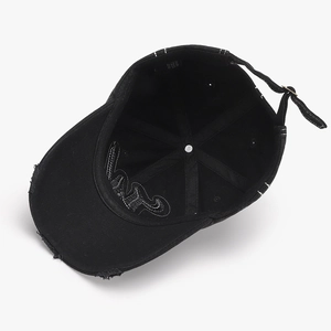 Distressed black cotton baseball cap with W embroidery and adjustable metal buckle