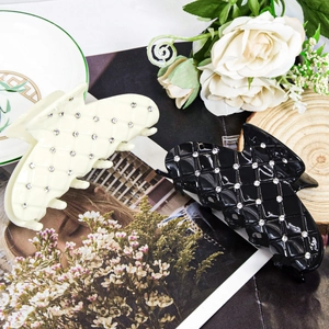 Elegant plaid hair claw clips with rhinestones in black and cream for women's hairstyles