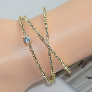Luxury gold-plated crossover rhinestone bracelet with central zircon for bridal wear