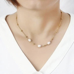 Waterproof stainless steel gold chain necklace featuring white pearls and beads for women