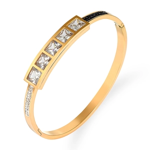 Luxurious gold-plated titanium steel bracelet with square cubic zirconia and pave crystals