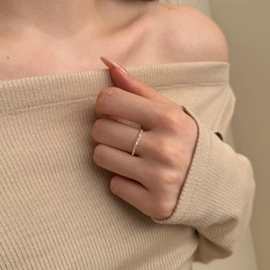 Minimalist S925 sterling silver ring with colorful zircon inlay in a slender design