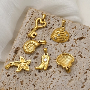 Vergoldeter Edelstahl-Anhängerset mit Seestern und Muschelmotiven für DIY-Schmuck