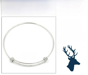 Detail of adjustable 304 stainless steel bangle with 1.5mm wire and 66mm diameter