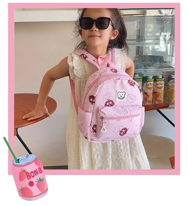 Zaino rosa da asilo con stampe di orsetti, spallacci imbottiti e tessuto di nylon morbido