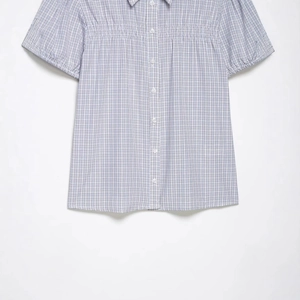 Women's blue gingham stretch poplin short sleeve shirt with button-down collar