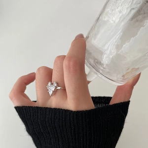 Minimalist 925 sterling silver geometric heart ring with large clear zircon on hand