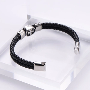 Bracciale da uomo a doppio strato in pelle nera con croce in acciaio inossidabile