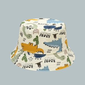 Cappello da sole beige per bambini con dinosauri colorati e scritta decorativa ROAR