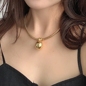 Collier Pendentif Boule En Acier Titane Minimaliste Chaîne Serpent Ras Du Cou Pour Femmes Design De Niche Bijoux De Qualité