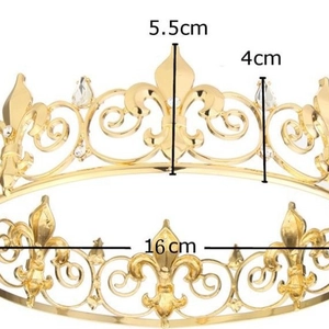 Luxurious gold crystal bridal crown with measurements: 16cm diameter and 5.5cm height