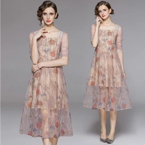 Elegantes Damen Netz Midi Kleid Blumen Stickerei Eckiger Ausschnitt Hohe Taille A-Linie Vintage Stil