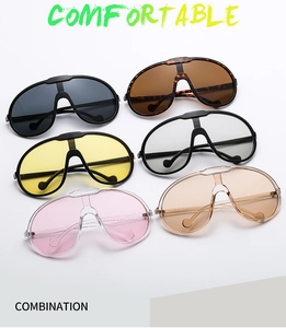 Collezione dettagliata di sei occhiali da sole oversize a maschera in vari colori