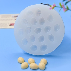 18-cavity round silicone strawberry mold for DIY cakes, chocolates and fondant desserts