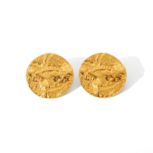 Detailed view of round 18K gold plated stainless steel earrings with hammer texture