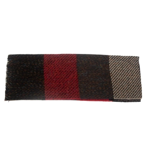 Detailed view of the twill weave and frayed edges on the multicolored plaid scarf