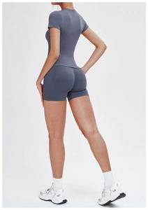 Détail du short de fitness sans couture taille haute avec effet galbant et push-up