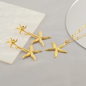 Starfish Necklace And Earrings 18K Gold Plated Stainless Steel Ocean Theme Pendant Vintage Vacation Jewelry For Women
