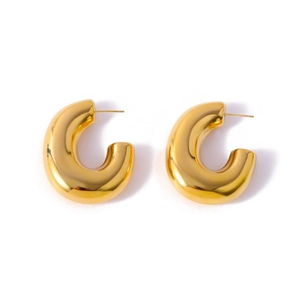 Chic polished gold-plated stainless steel C-shaped hoop earrings with a mirror finish